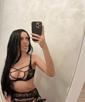 🌟 дорогой! Я индивидуалка из Москвы, сочетающая в себе креативность, нежность и опыт.💋
💫Мои услуги находятся на высоте, я охвачу тебя страстью и незабываемыми моментами. Я открыта для экспериментов и всегда стремлюсь к идеальному удовлетворению.
💎Со мной ты почувствуешь себя настоящим королем. Я умею осуществить все твои фантазии и желания. В моих нежных объятиях ты найдешь безграничное наслаждение и релакс.
📸На фото ты можешь увидеть, какая я красивая и соблазнительная. Мои формы и стройная фигура привлекут твое внимание с первого взгляда. ✨
💖Мои клиенты всегда остаются довольными и возвращаются за еще. Они говорят, что я умею создать волшебную атмосферу и предложить незабываемые моменты наслаждения.
🌸Тебе нужно только связаться со мной, и я порадую тебя моими уникальными услугами. Предлагаю ощутить весь спектр наслаждений и удовольствий вместе со мной! 💫 2560, 25 лет